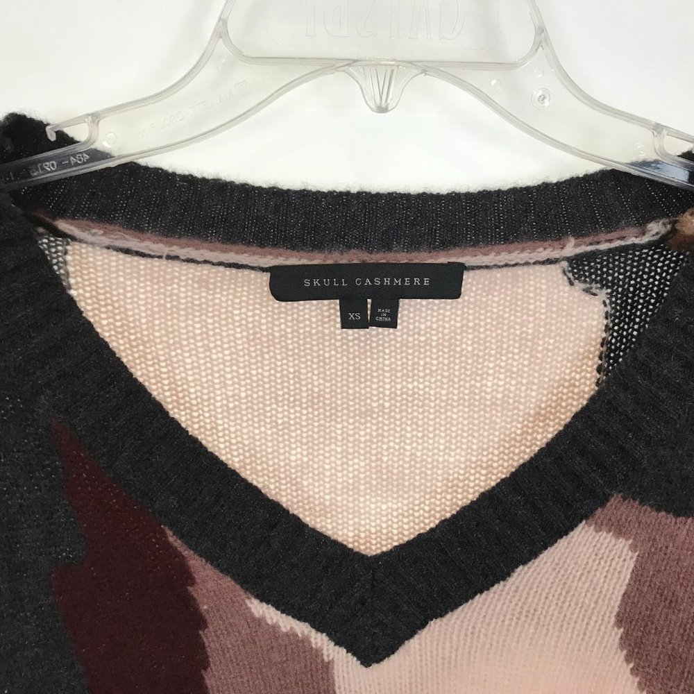 Womens Size XS Skull Cashmere Cayenne V-neck Camo Sweater in Mid Grey Camo - Picture 6 of 7